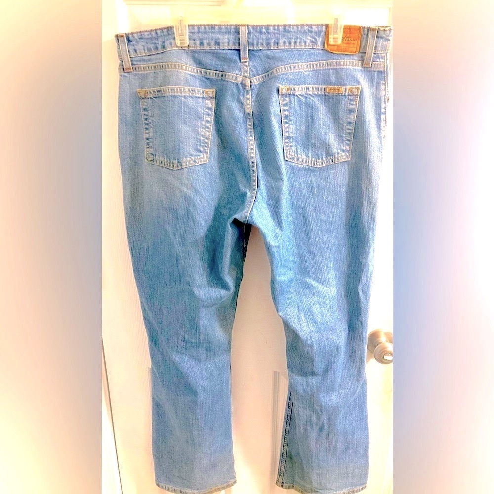 Levi’s Mid Rise Bootcut - Picture 6 of 7